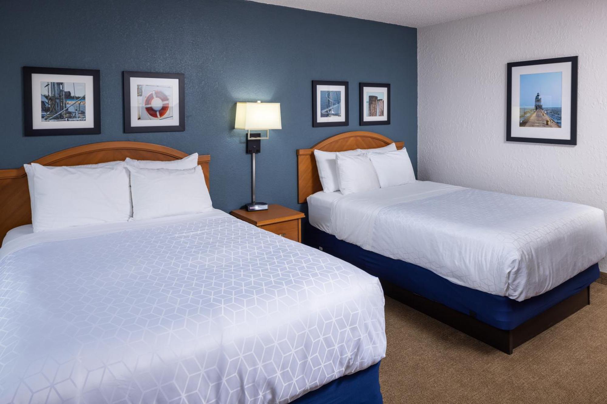 Harbor Town Hotel